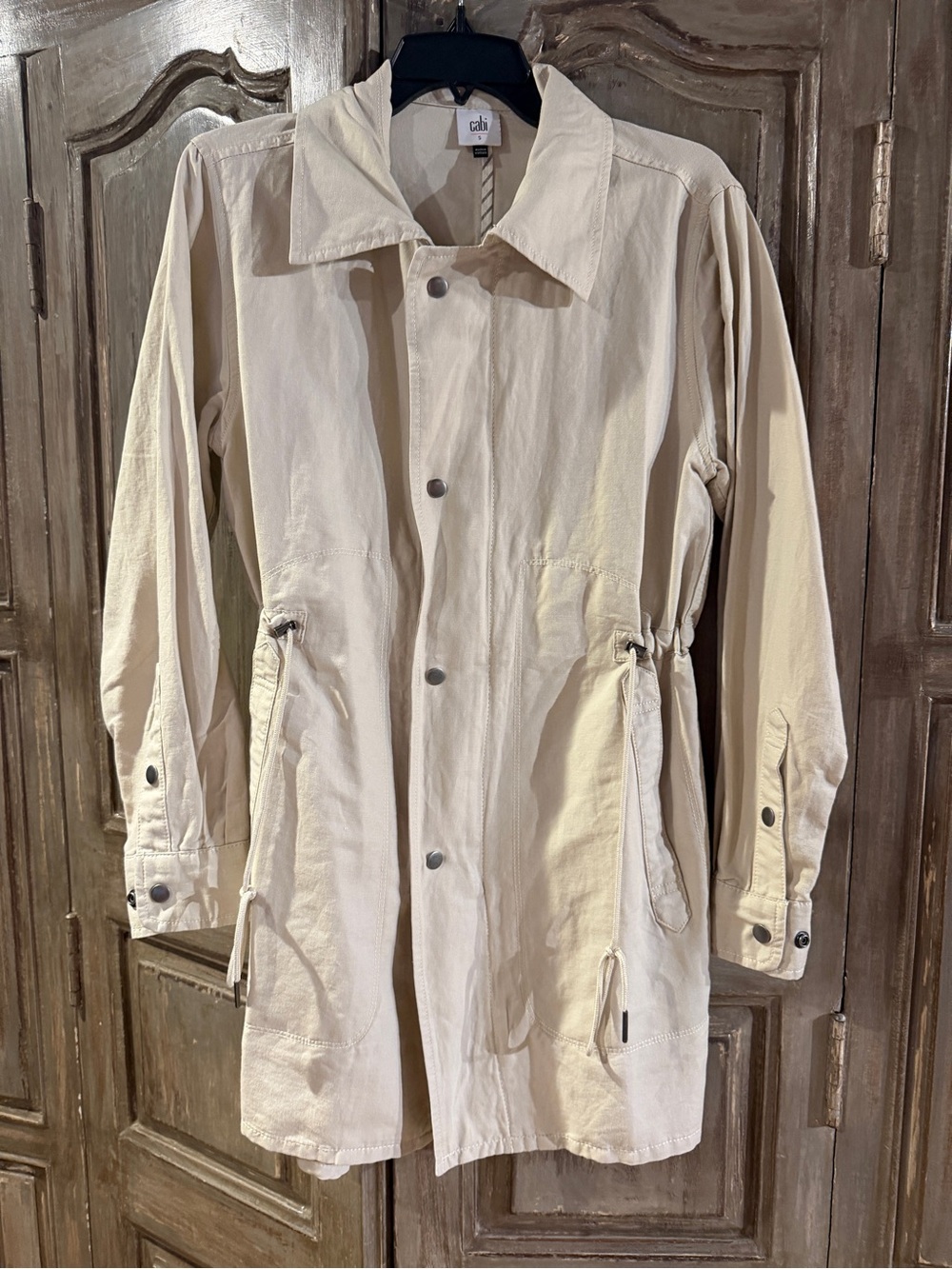 CAbi Excursion Anorak NWOT